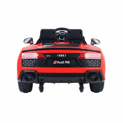AUTO AUDI R8 SPYDER ROSSO TANGO