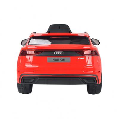 AUTO AUDI Q8 ROSSO