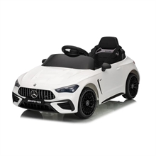 Auto Mercedes AMG CLE Benz Bianco